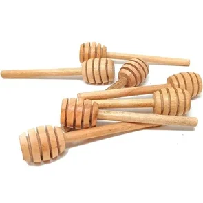 قاشق چوبی عسل